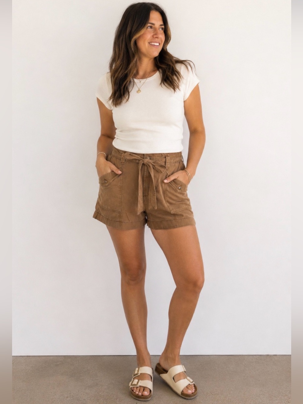 Old Navy terracotta shorts size Lg. With matching belt.